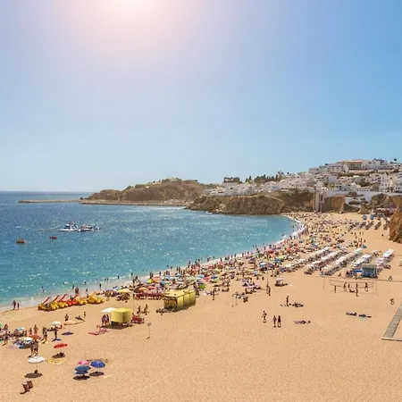 Daire Summersalt - Old Town